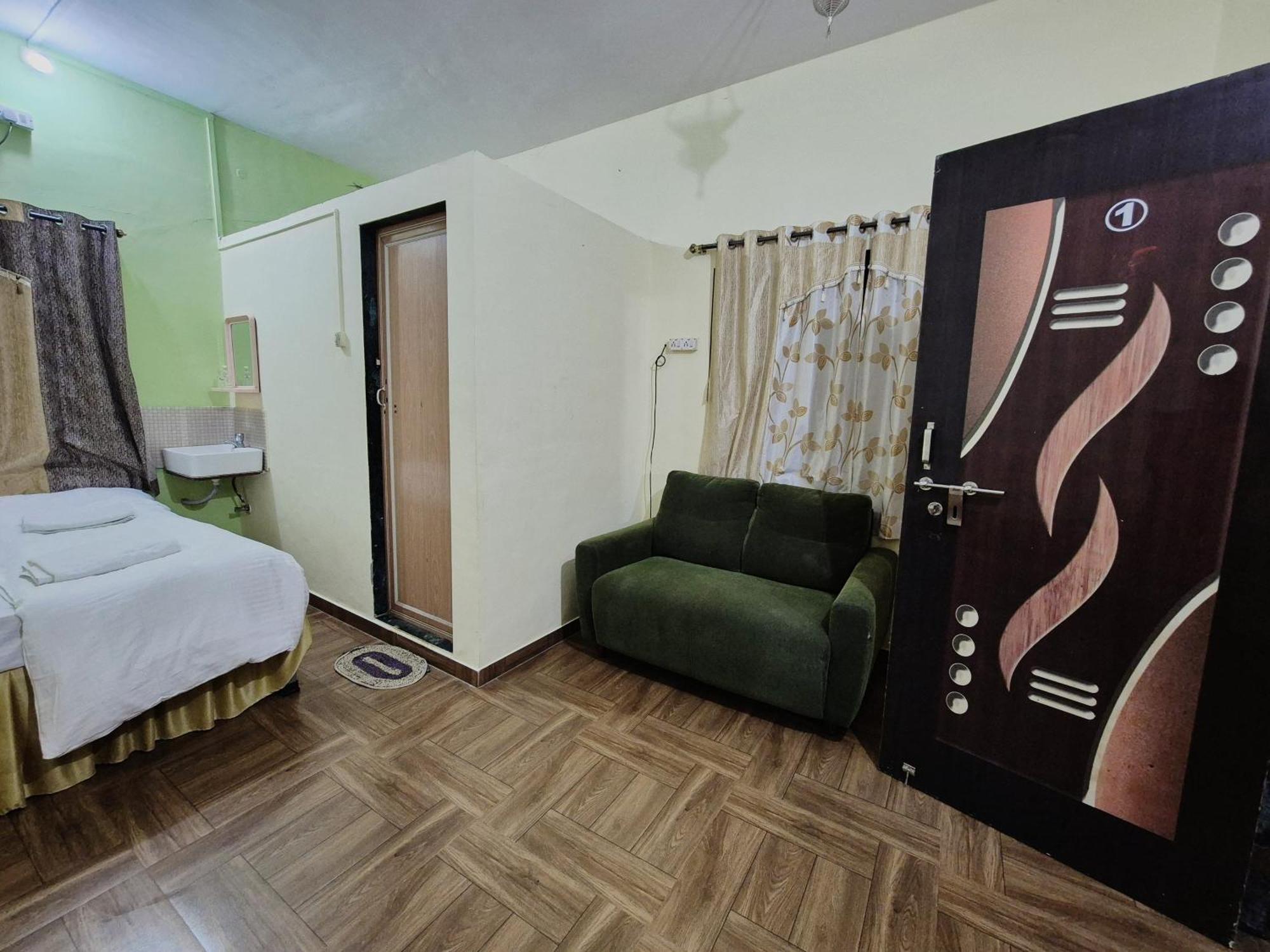 Humming Bird Beach Resorts Alibag Exterior photo